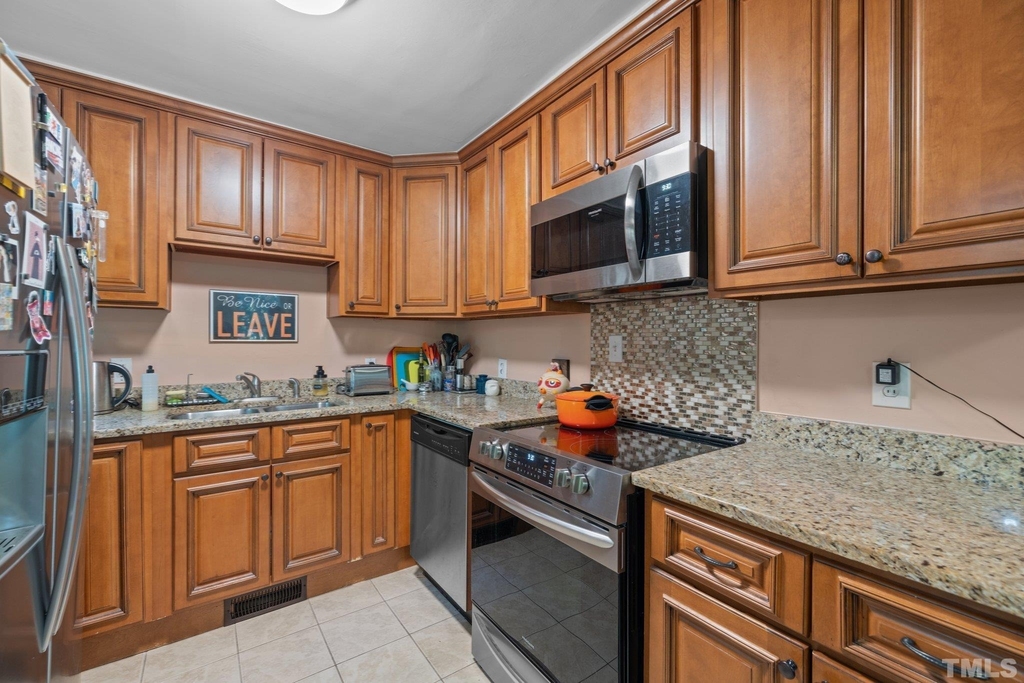 705 Tyler Road - Photo 9