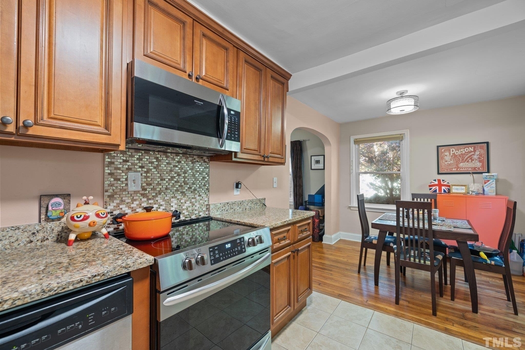 705 Tyler Road - Photo 7
