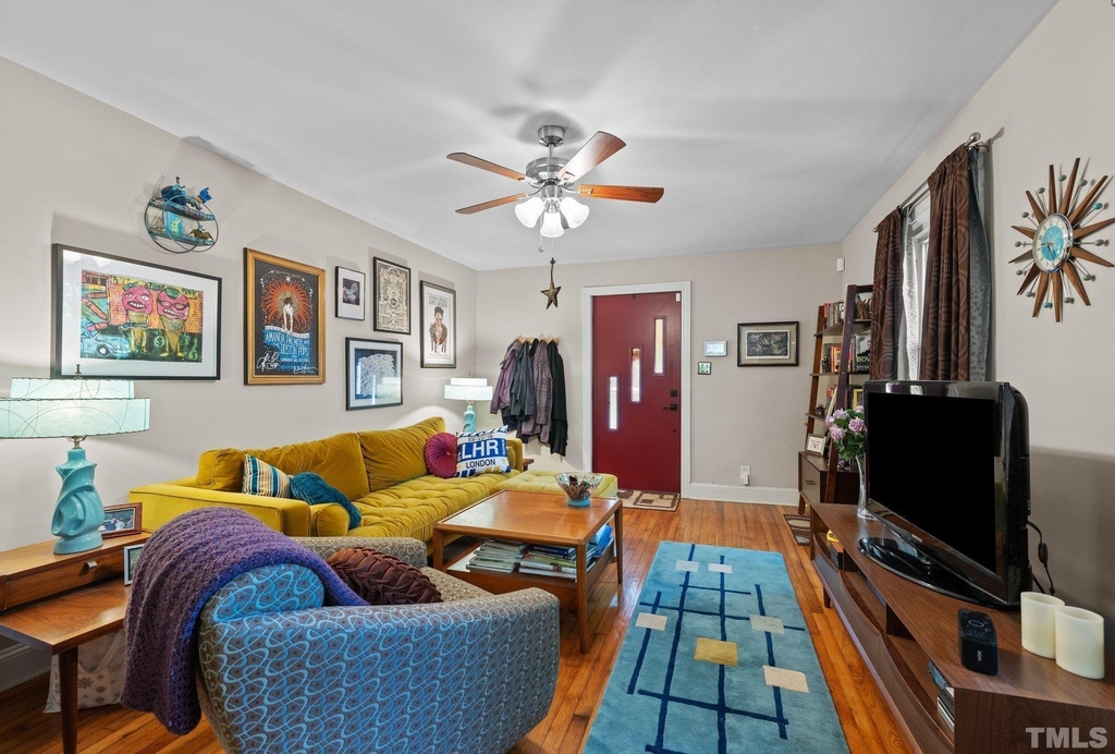 705 Tyler Road - Photo 3