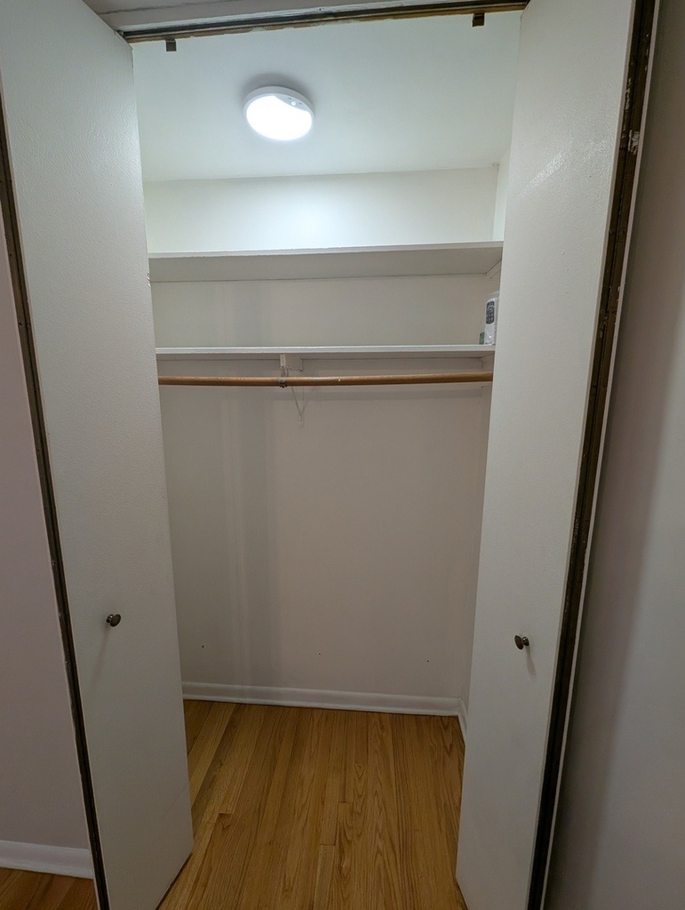 9216 Seymour Avenue - Photo 9