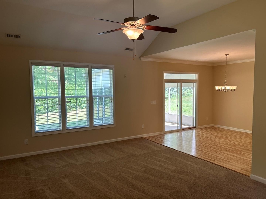 98 Verrazano Place - Photo 8