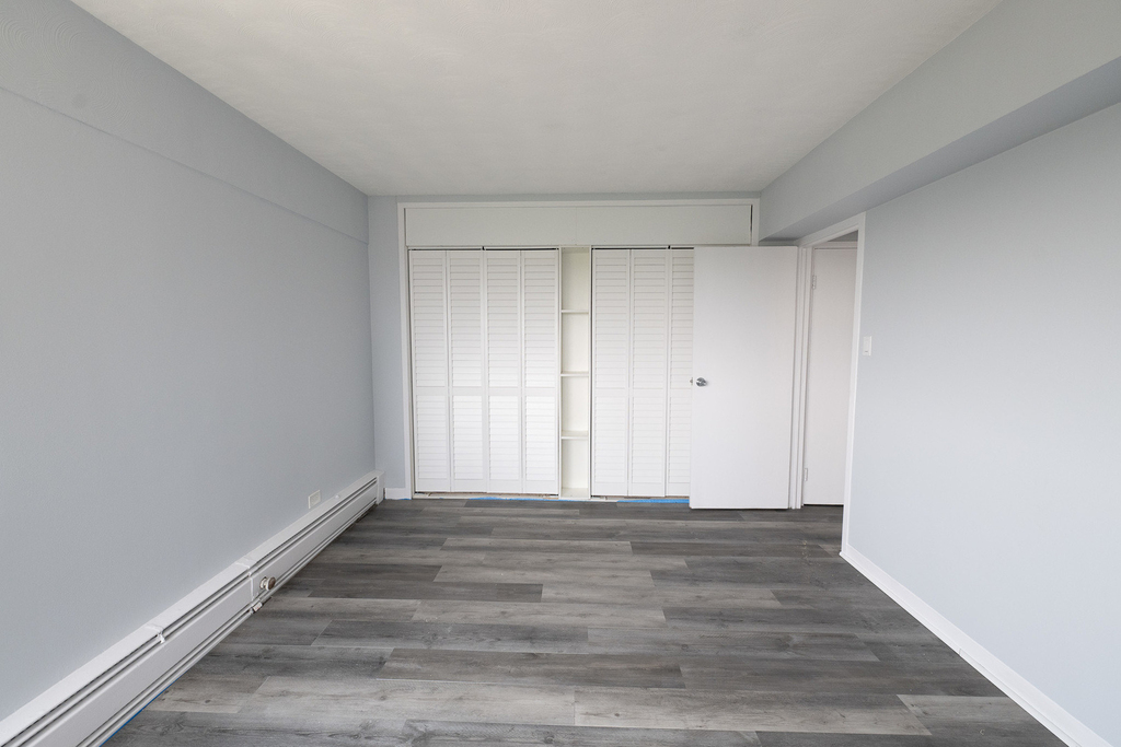 7337 S South Shore Drive - Photo 15