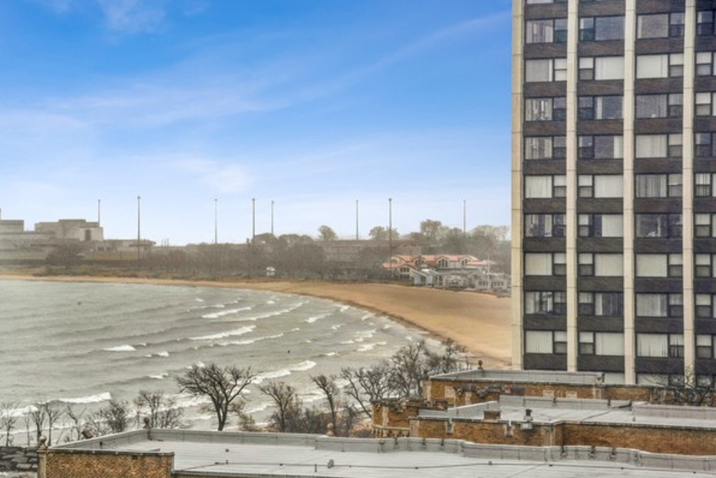 7337 S South Shore Drive - Photo 1