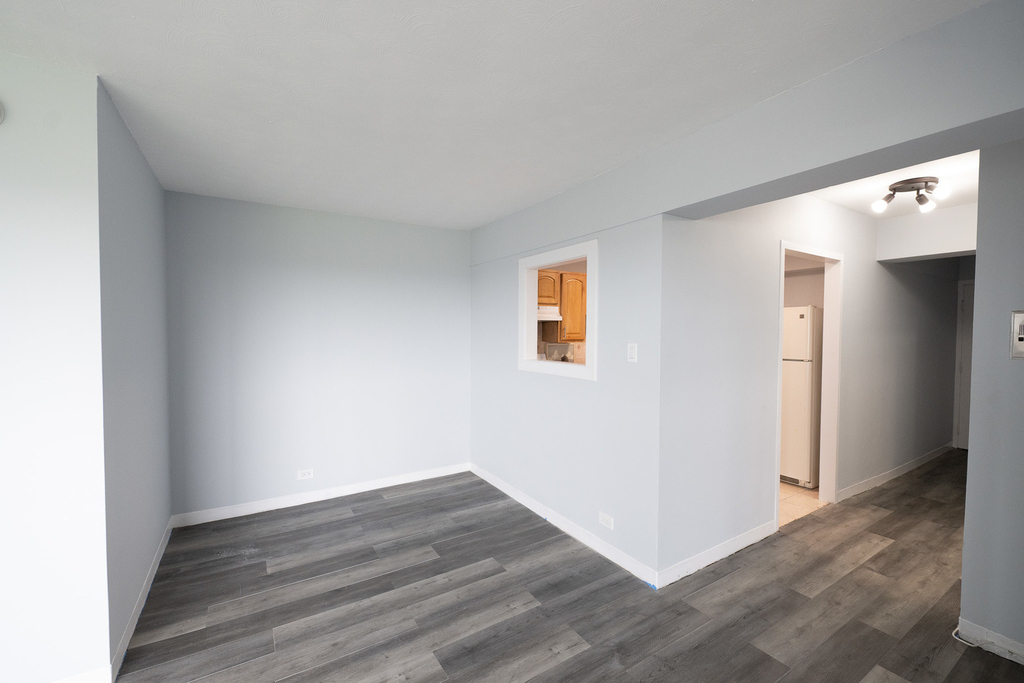 7337 S South Shore Drive - Photo 12