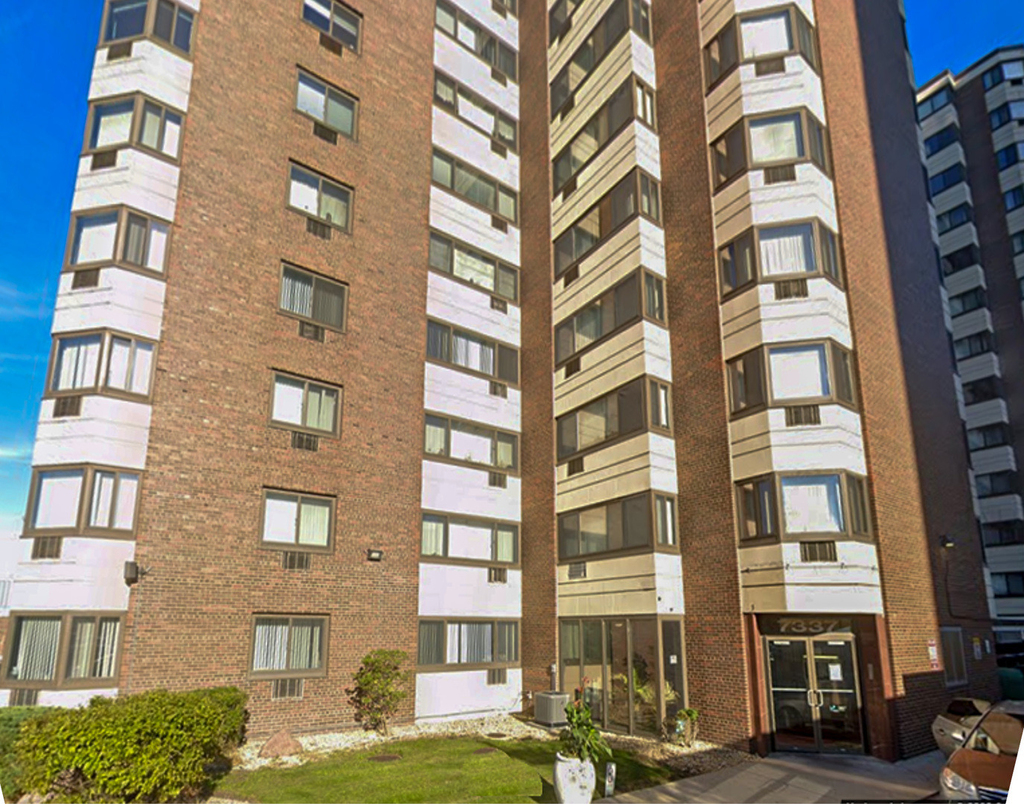 7337 S South Shore Drive - Photo 0