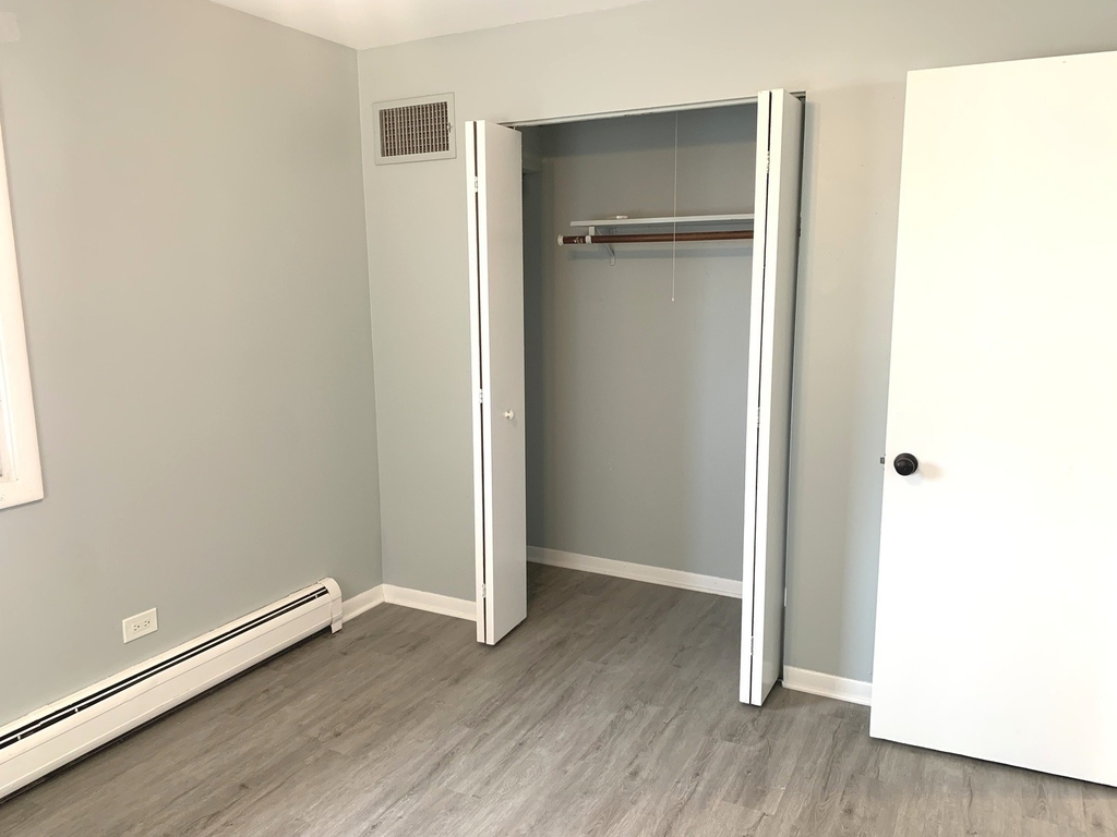 7300 S 78th Avenue - Photo 7