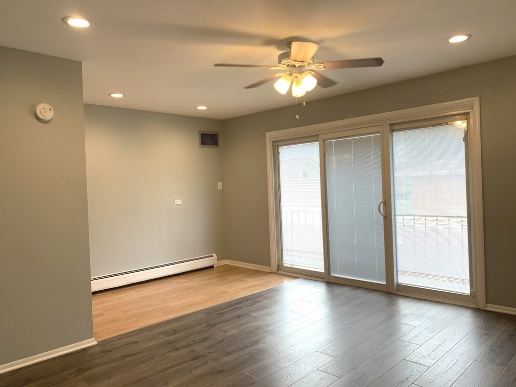 7300 S 78th Avenue - Photo 1
