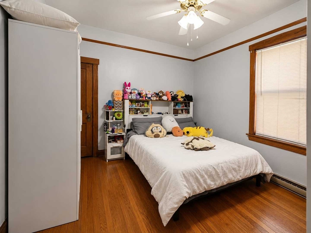 1819 East Avenue - Photo 2