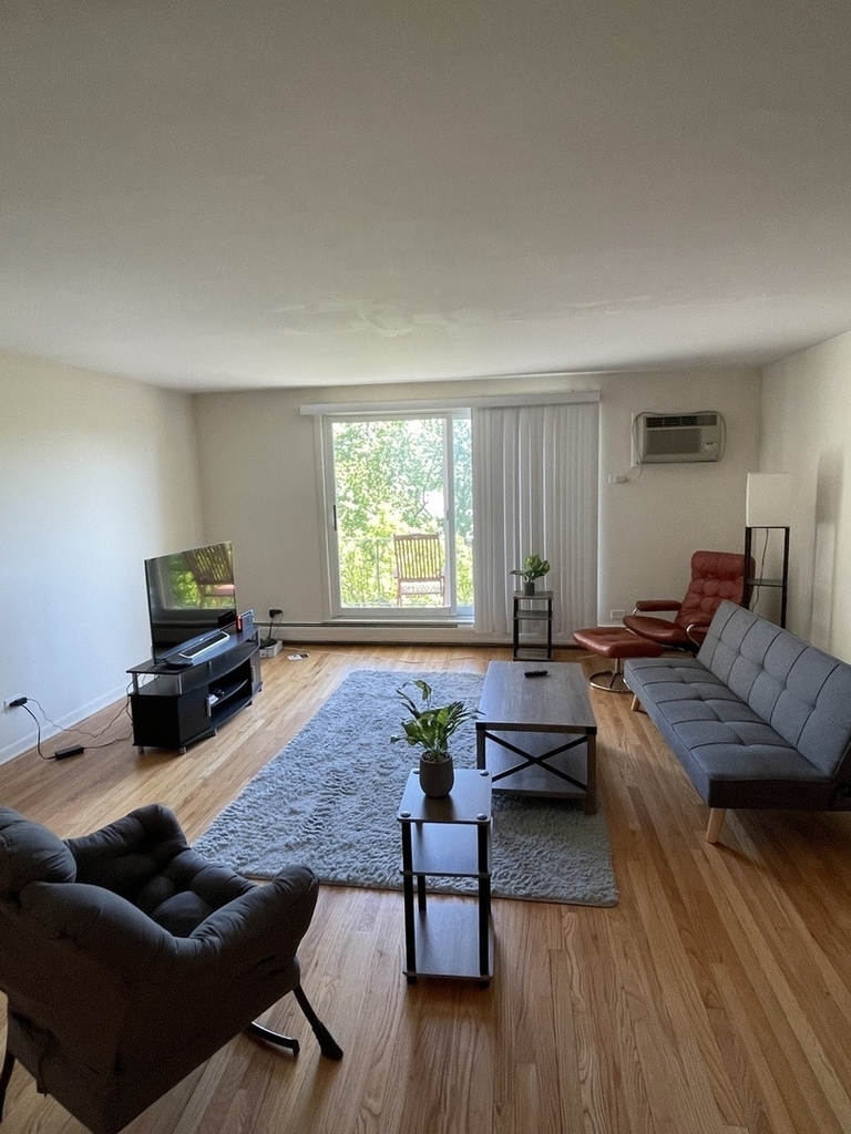 1326 Chicago Avenue - Photo 12