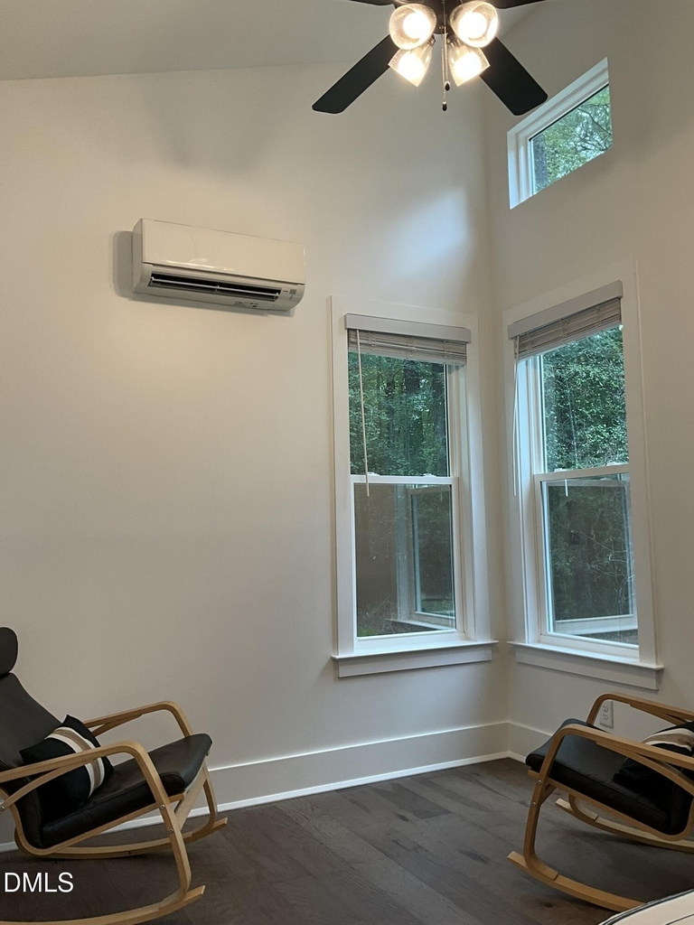 107 D Hillcrest Avenue - Photo 7