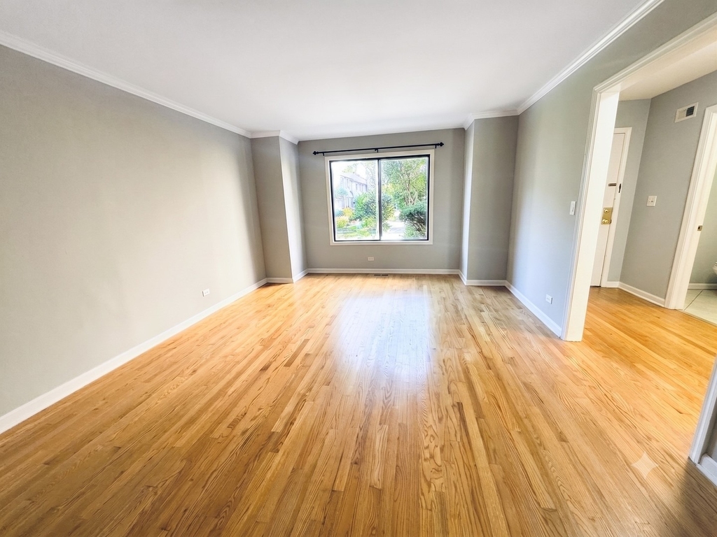 1750 Henley Street - Photo 2