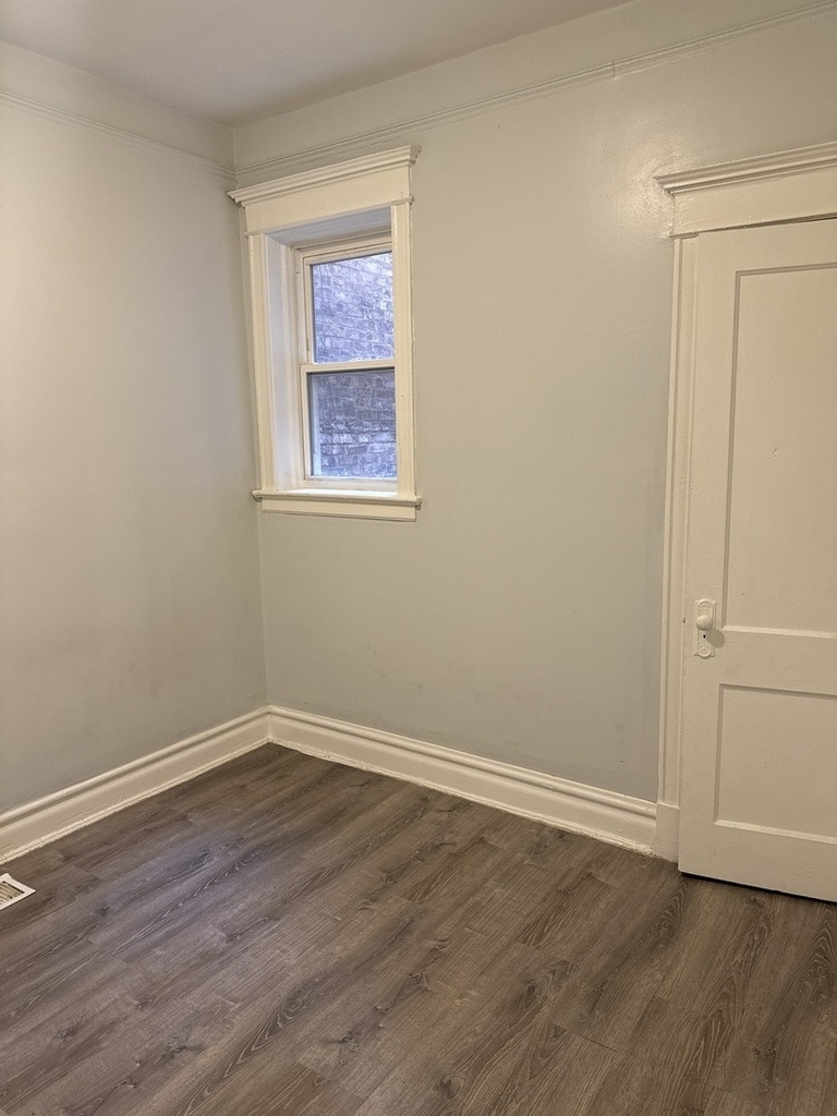 6344 S Eberhart Avenue - Photo 3