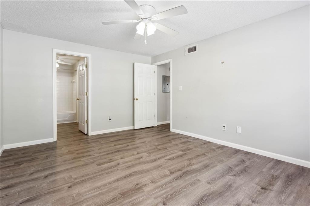 6362 Wedgeview Court - Photo 15