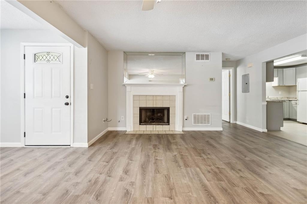 6362 Wedgeview Court - Photo 7