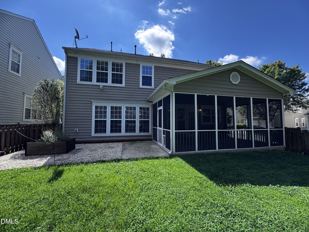 3303 Colorcott Street - Photo 4