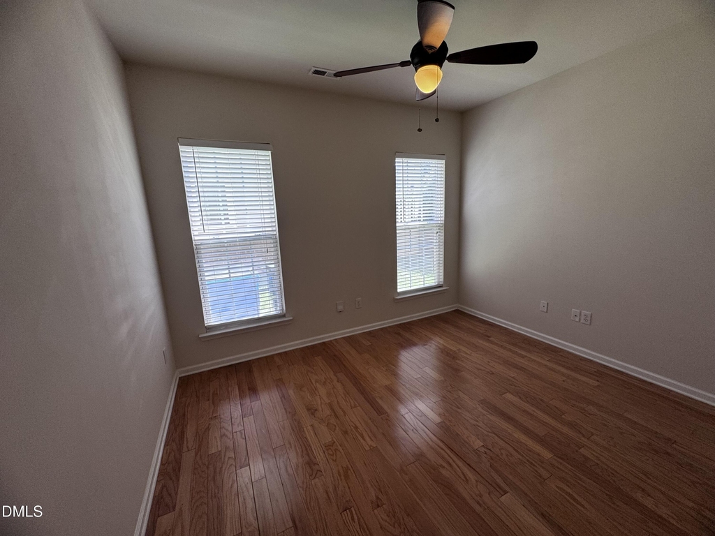 3303 Colorcott Street - Photo 6