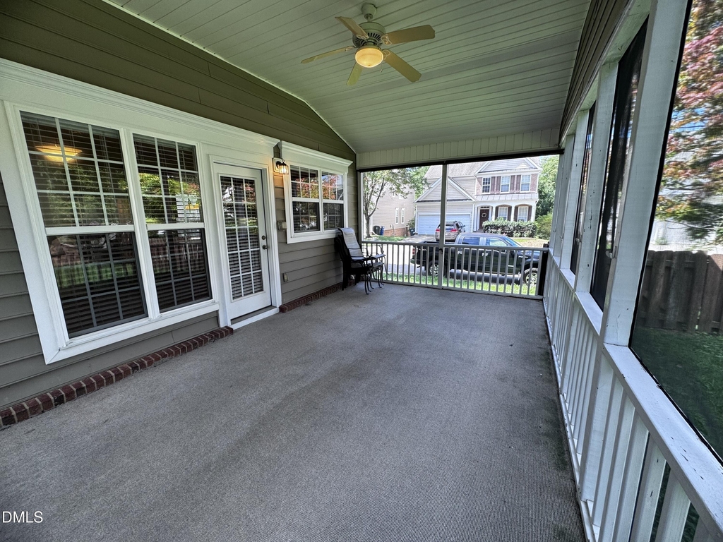 3303 Colorcott Street - Photo 3