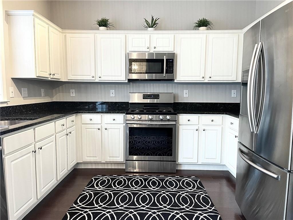 2584 Alvecot Circle Se - Photo 2
