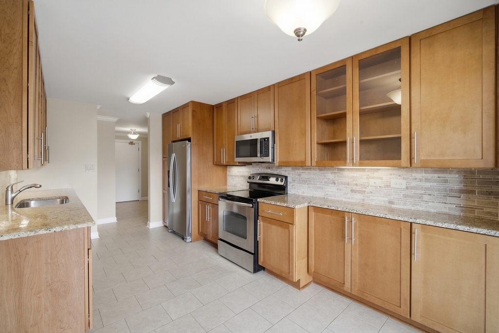 1755 Lake Cook Road - Photo 8