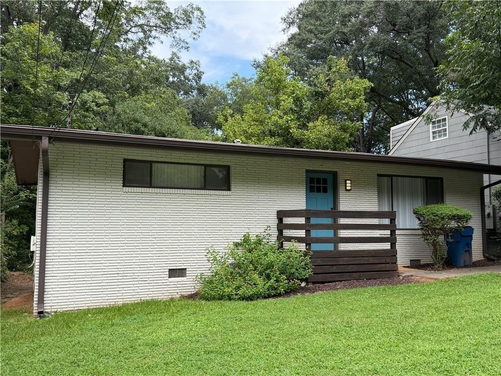 1847 Dorsey Avenue - Photo 1