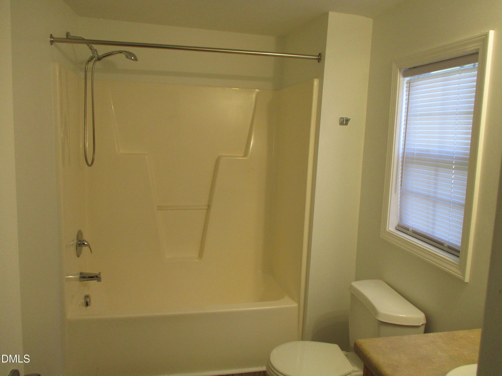 8 N Swain Street - Photo 7