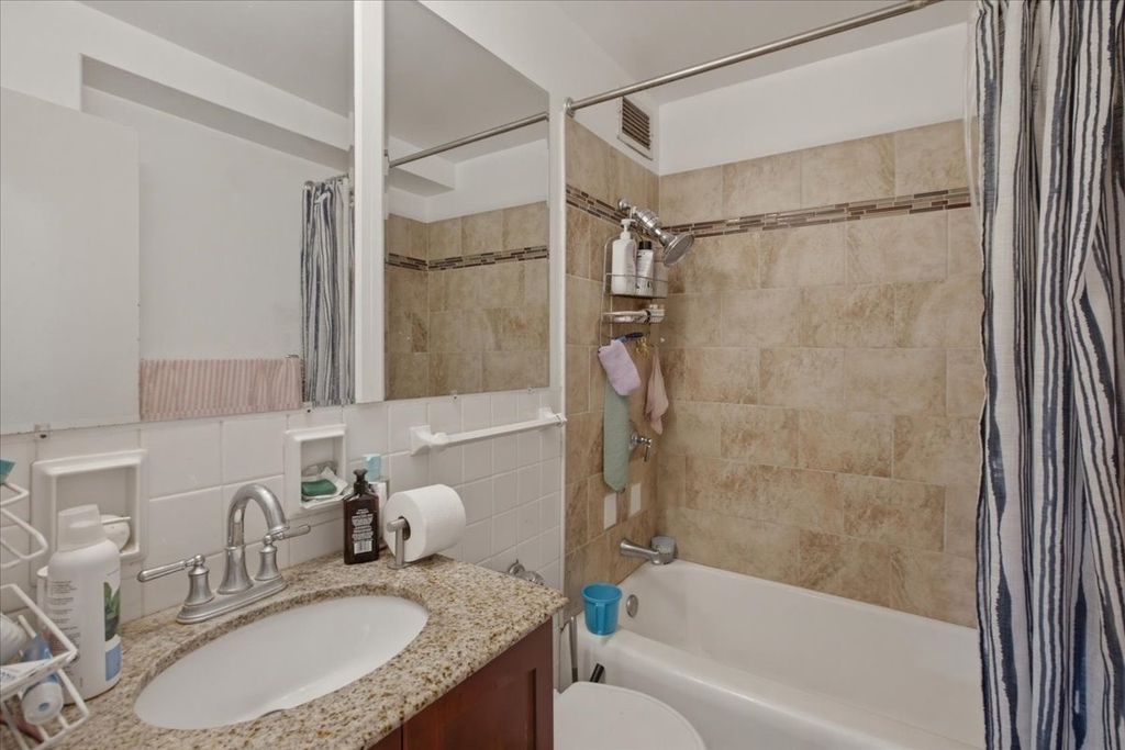 3950 N Lake Shore Drive - Photo 9