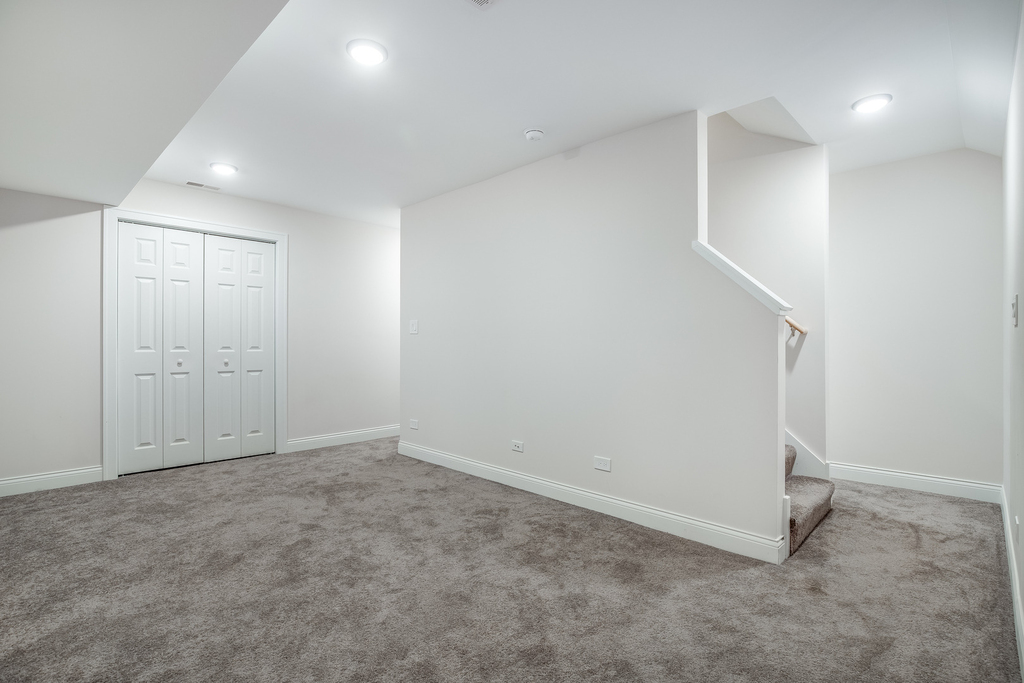 5407 S Harper Avenue - Photo 13