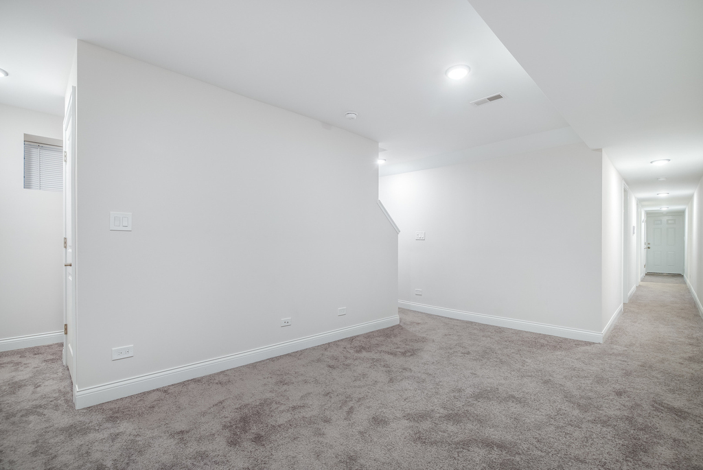 5407 S Harper Avenue - Photo 14