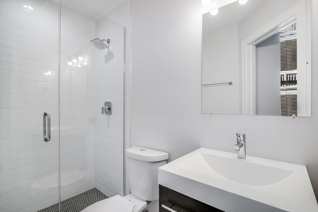 5407 S Harper Avenue - Photo 9