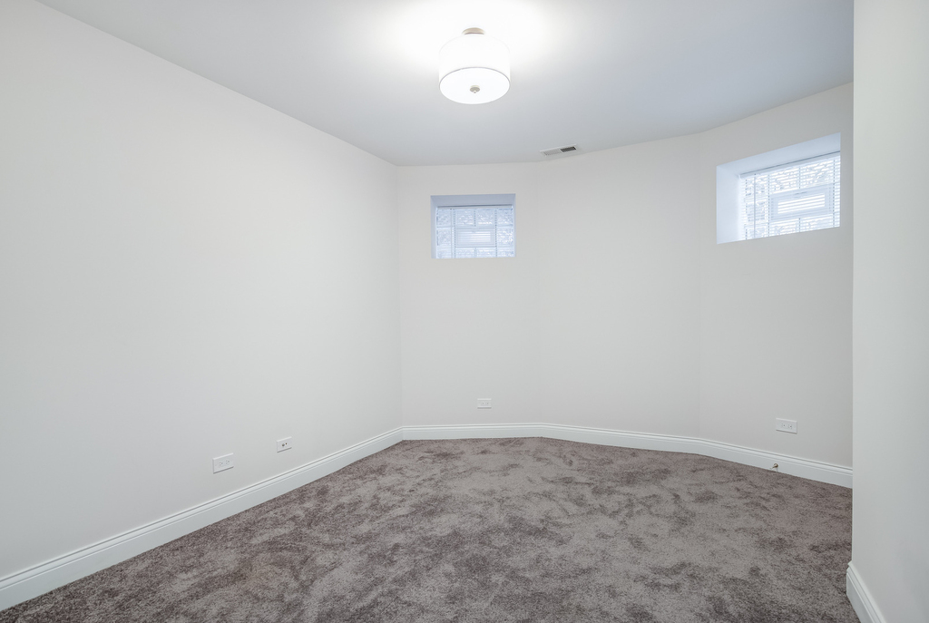 5407 S Harper Avenue - Photo 15