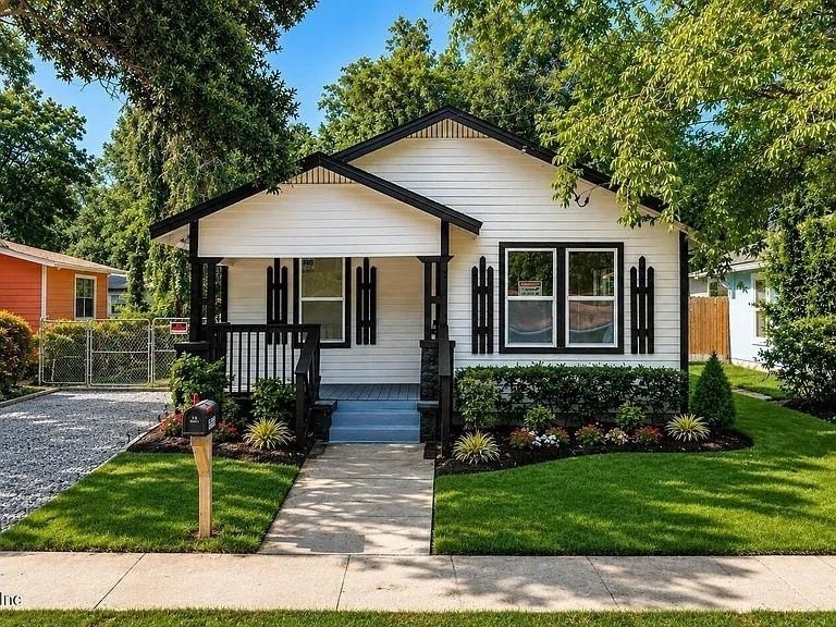 1224 Kennard Street - Photo 0