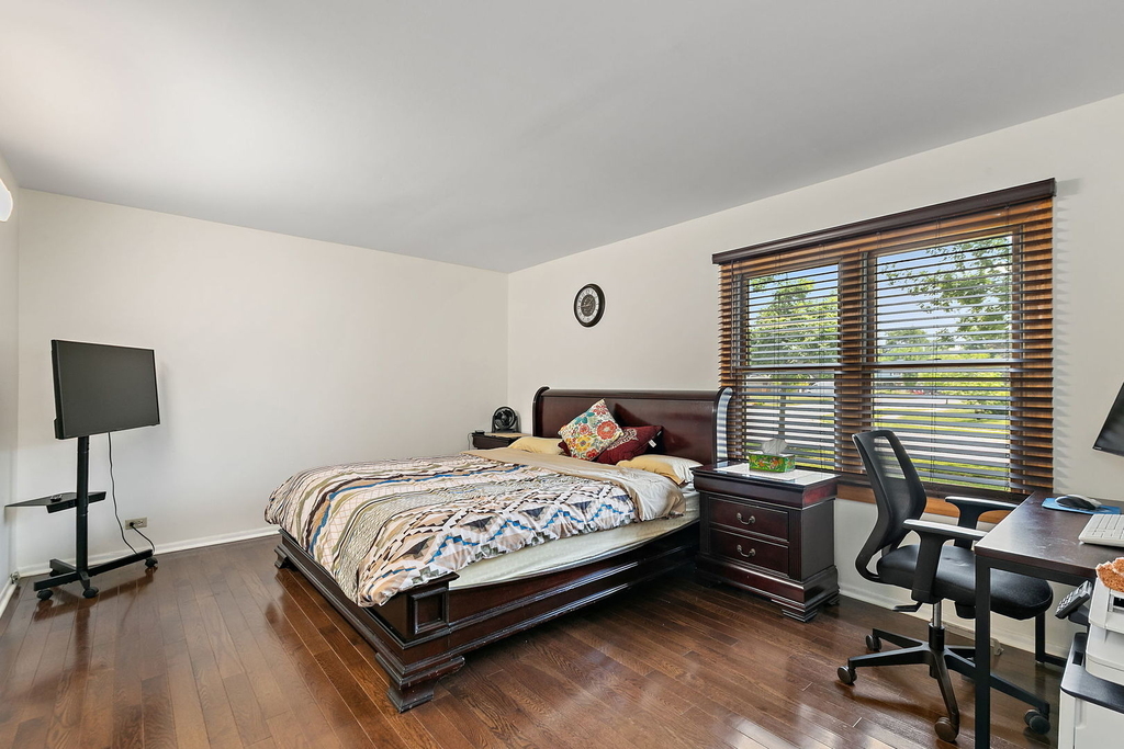 1037 Conrad Court - Photo 11