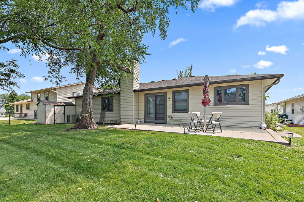 1037 Conrad Court - Photo 16