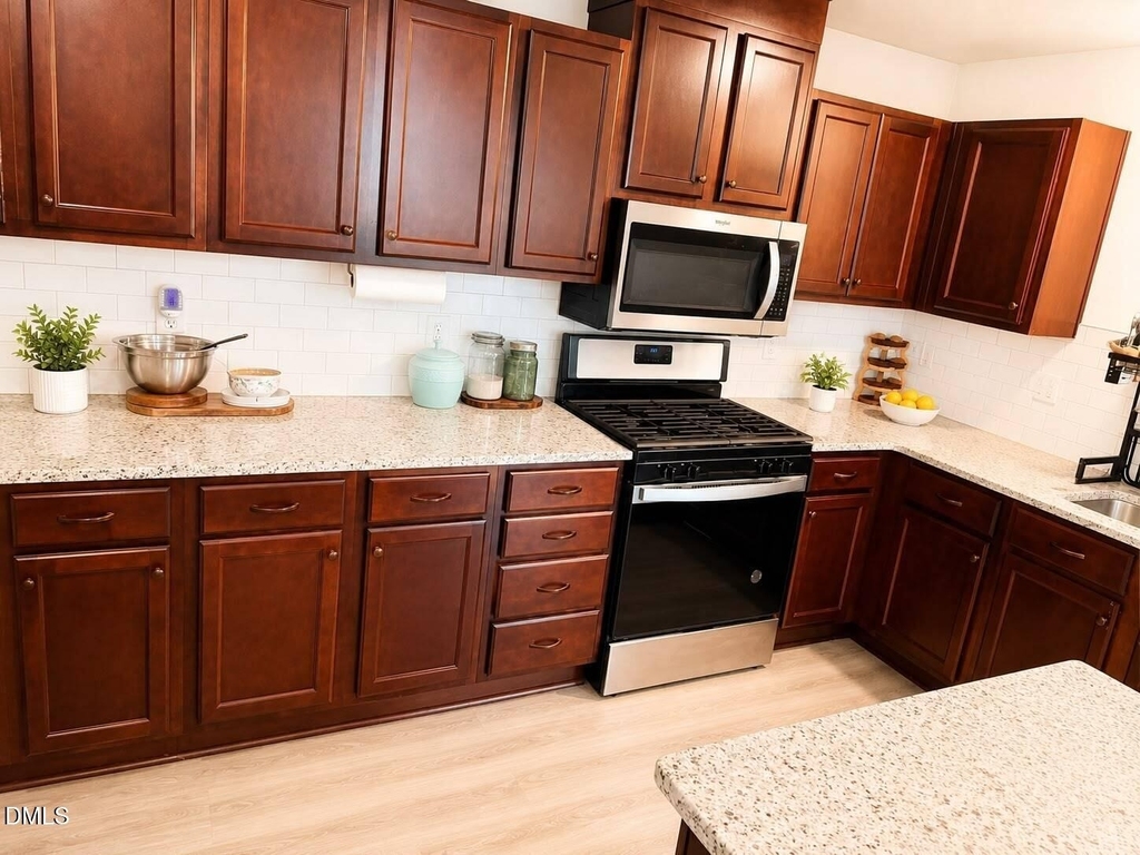 60 Purple Aster Street - Photo 3