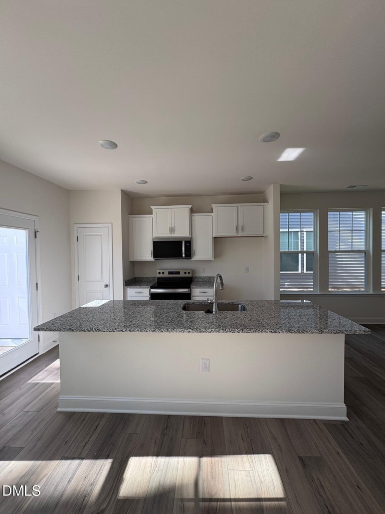6320 Lady Eliza Lane - Photo 5
