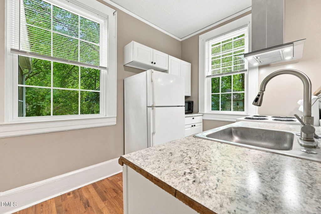 407 Coolidge Street - Photo 11