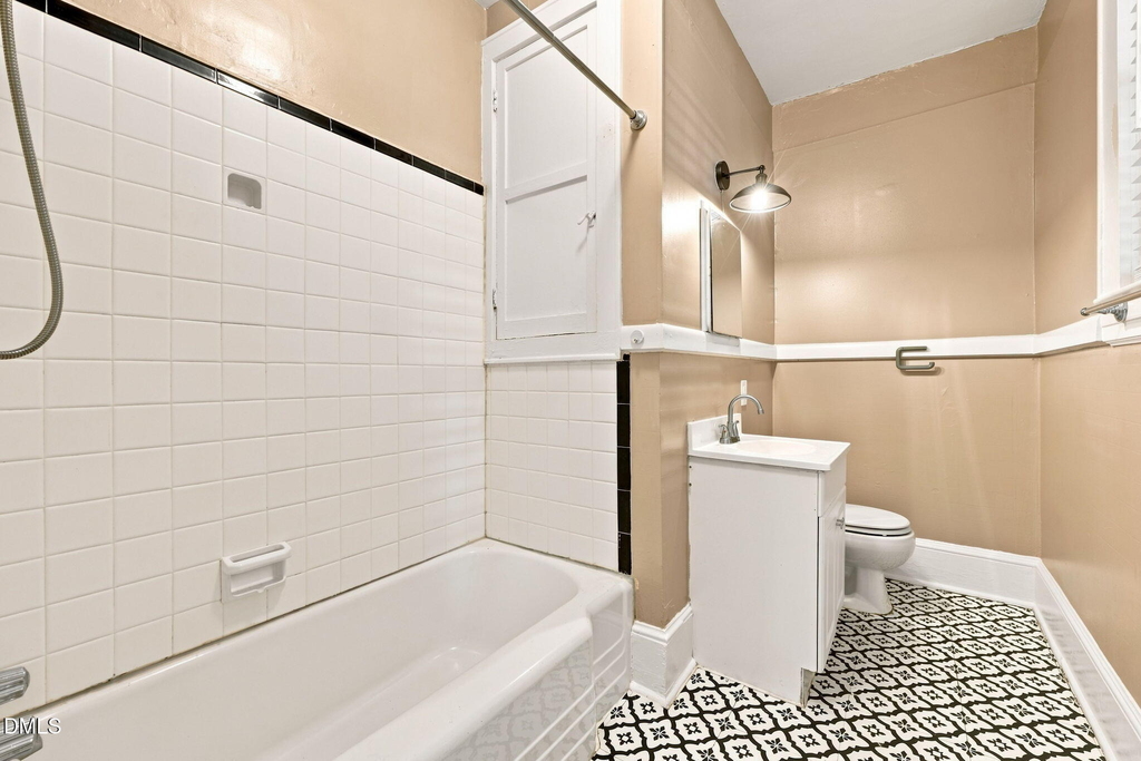407 Coolidge Street - Photo 12