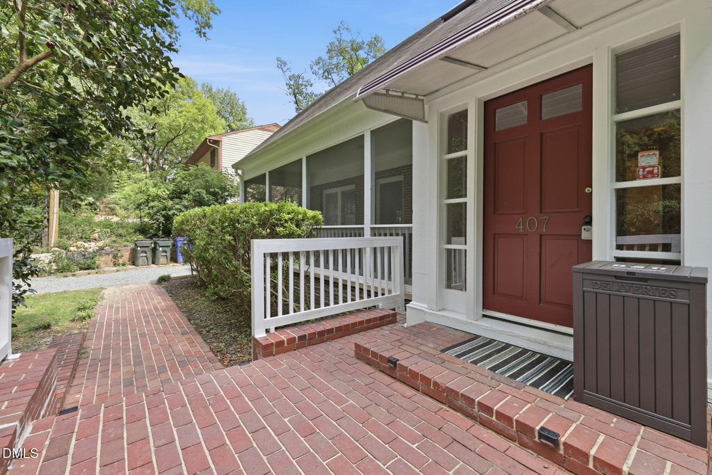 407 Coolidge Street - Photo 1
