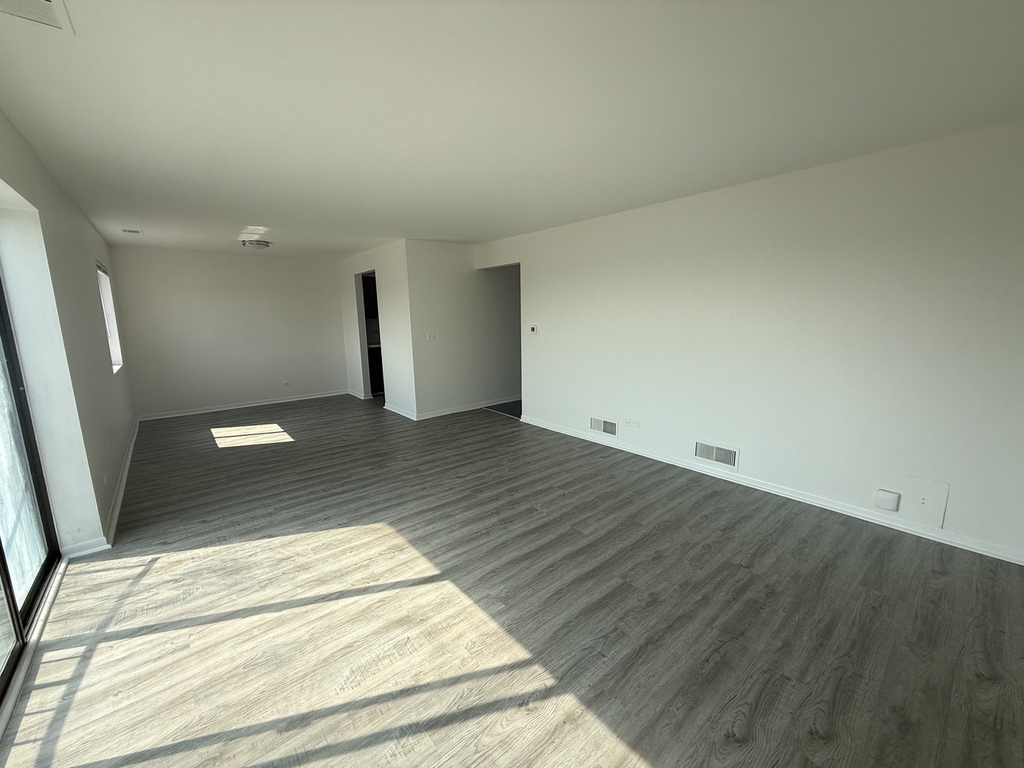2300 N Harlem Avenue - Photo 4