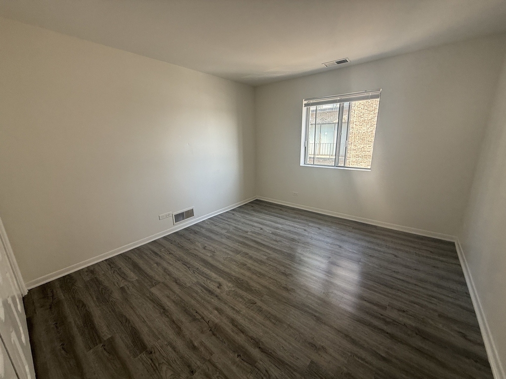 2300 N Harlem Avenue - Photo 6