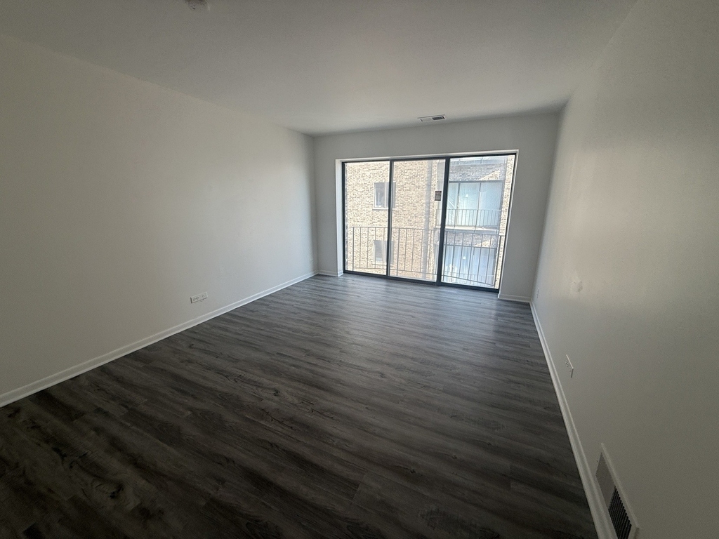2300 N Harlem Avenue - Photo 8