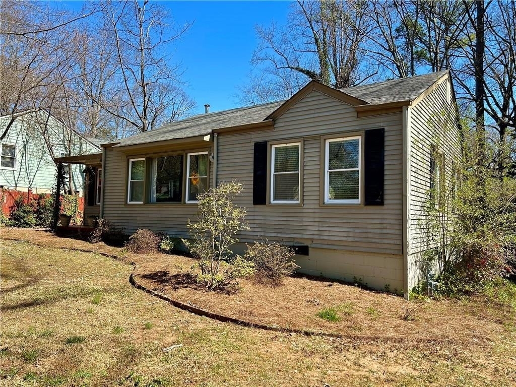 1995 Benson Avenue Se - Photo 1