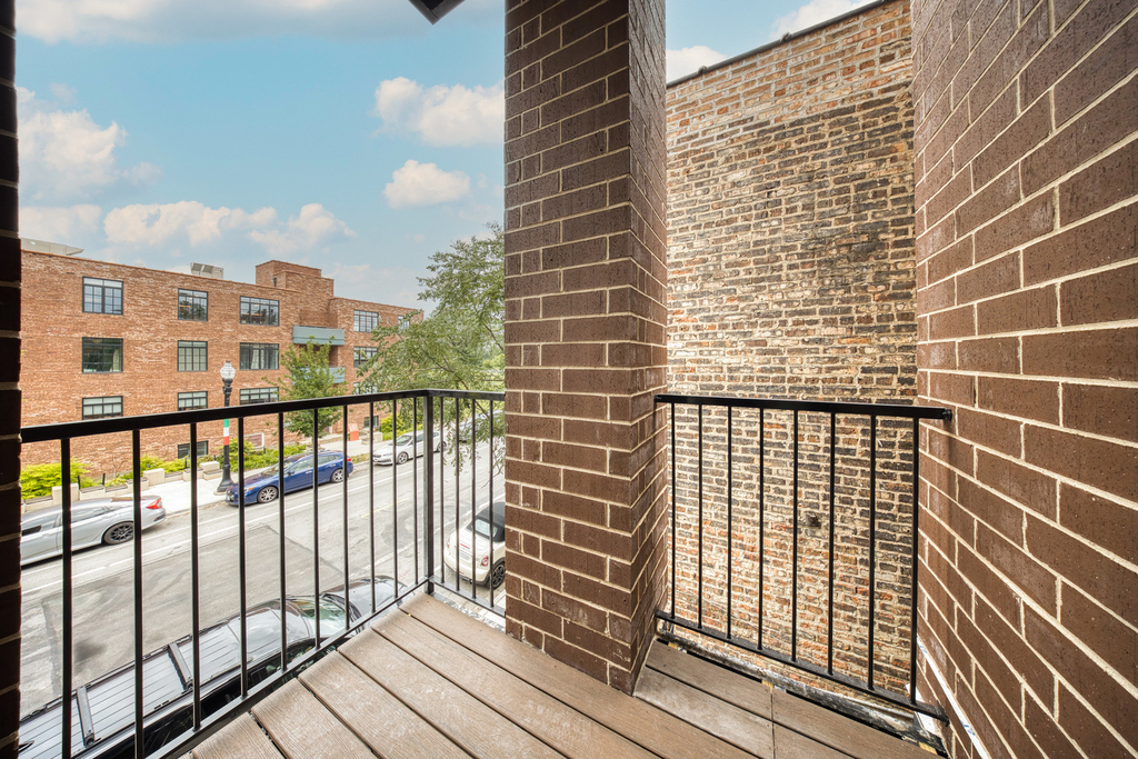1313 W Taylor Street - Photo 5