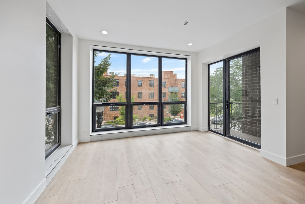 1313 W Taylor Street - Photo 10