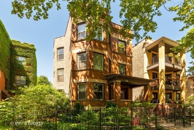 6220 N Wayne Avenue - Photo 0