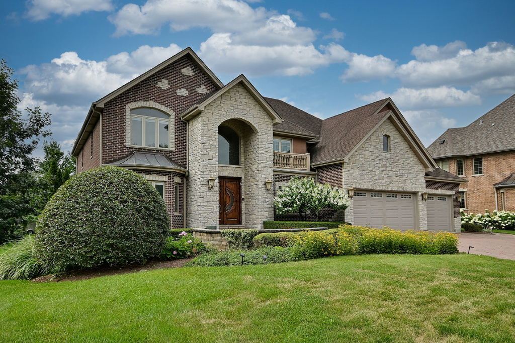 312 Felicia Court - Photo 1