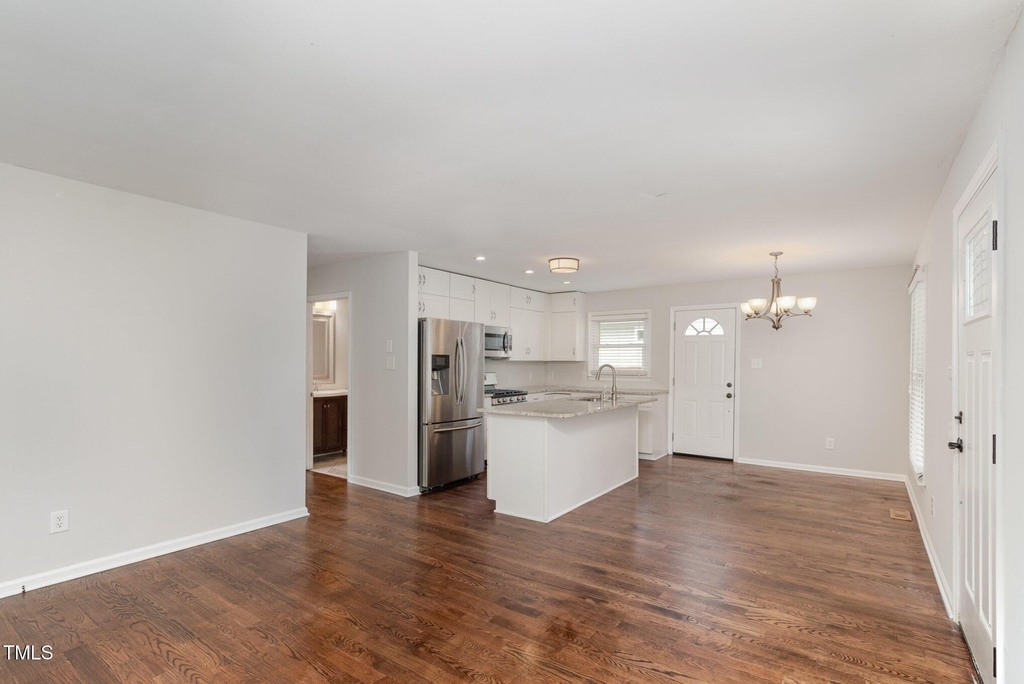 823 Cotton Place - Photo 6
