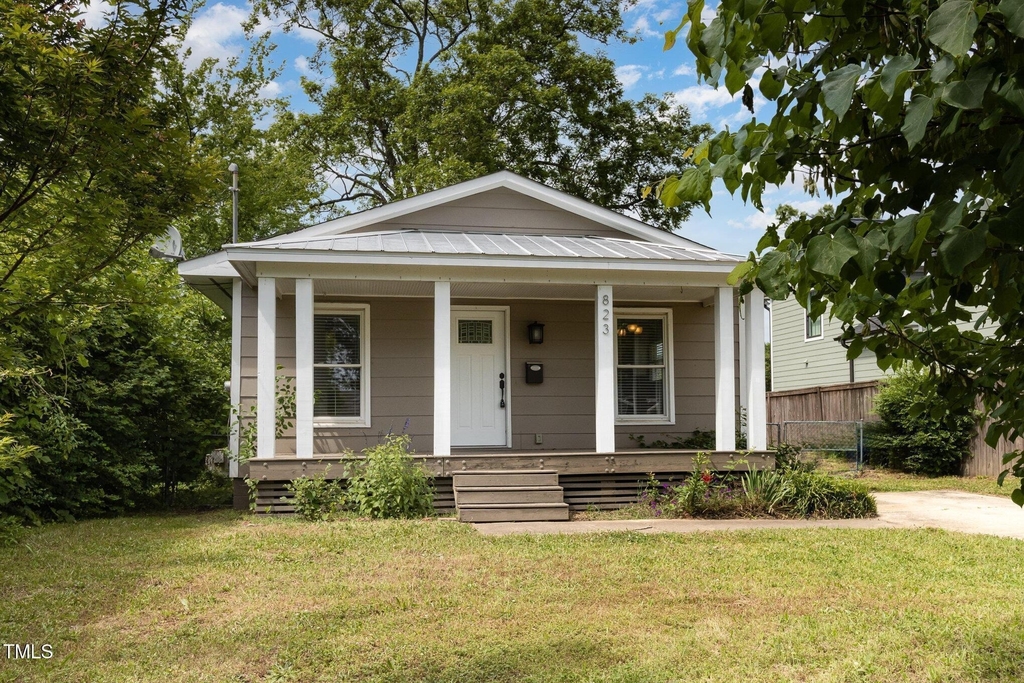 823 Cotton Place - Photo 1