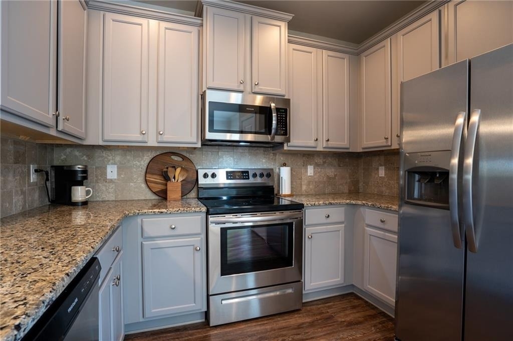 2429 Castle Keep Way Se - Photo 17