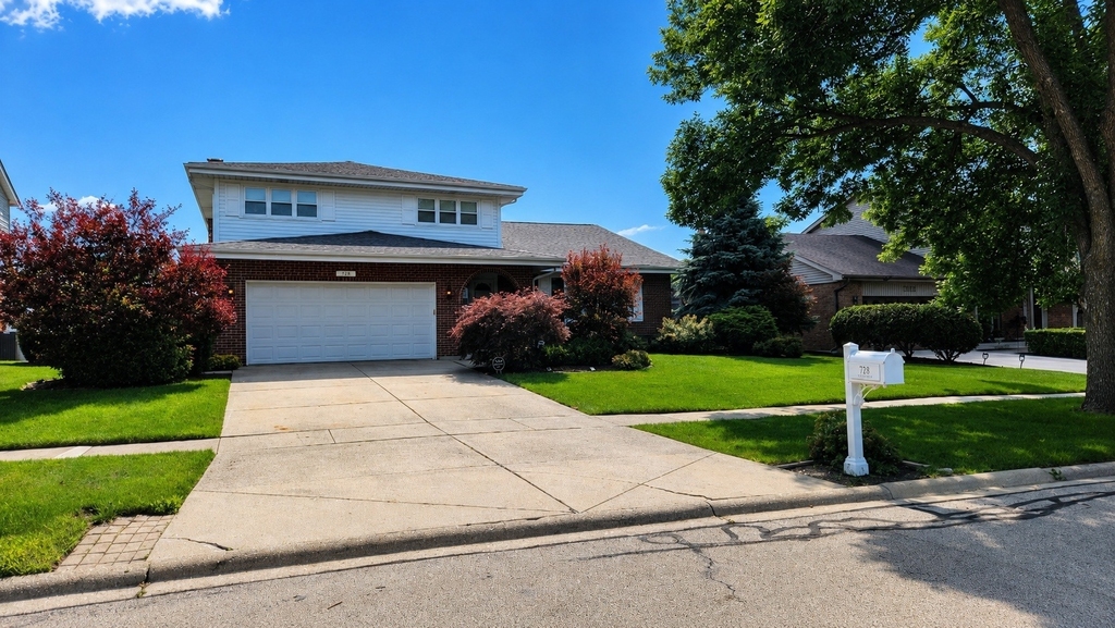7749 Lyman Avenue - Photo 0